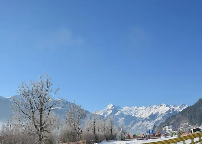 Lejlighed Low Budget Areit Lozano By Ged Zell am See