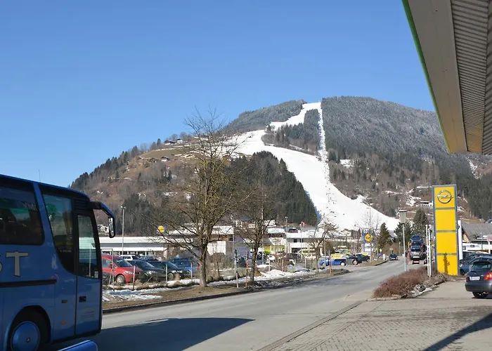 Low Budget Areit Lozano By Ged Lejlighed *